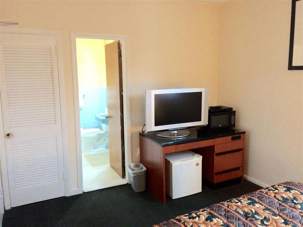 Americas Best Value Inn Media Philadelphia Quarto foto